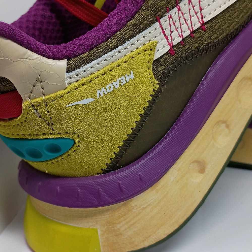 Puma Colorful Sneakers with Red Laces - Picture 5 of 9